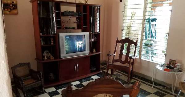 Casa de 3 cuartos, 2 baños y 1 garaje por $ 75.000 en Cienfuegos, Cienfuegos