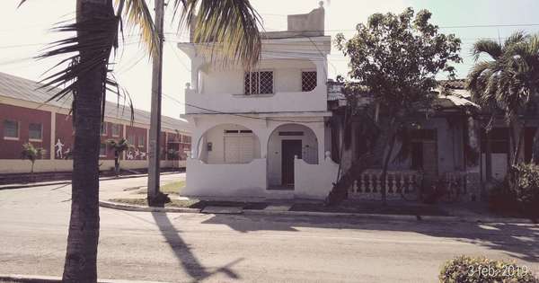 Casa de 3 cuartos y 2 baños por $ 40.000 en Manzanillo, Granma