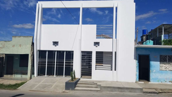 Casa de 2 cuartos, 2 baños y 1 garaje por $ Ajustable en Cienfuegos, Cienfuegos