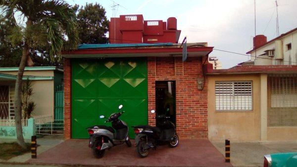 Picture on Casa de 5 cuartos y 6 baños por $ 150.000 en San Antonio de los Baños, Artemisa