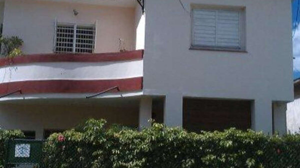 Picture on Apartamento de 3 cuartos y 2 baños por $ 65.000 en Playa, La Habana
