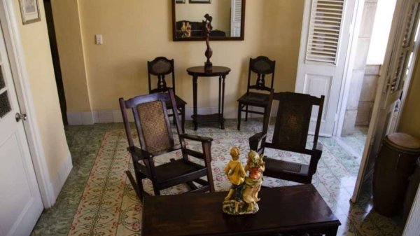 Picture on Casa de 3 cuartos y 4 baños por $ 155.000 en La Habana Vieja, La Habana