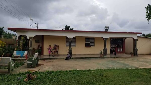 Picture on Casa de 2 cuartos, 3 baños y 1 garaje por $ 40.000 en Cárdenas, Matanzas