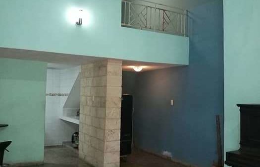 Picture on Casa de 3 cuartos, 2 baños y 1 garaje por $ 40.000 en Marianao, La Habana