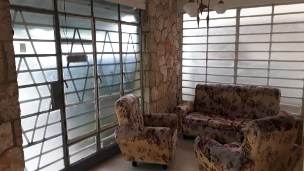 Picture on Casa de 3 cuartos y 1 baño por $ 145.000 en Playa, La Habana