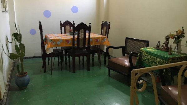 Picture on Casa de 4 cuartos y 2 baños por $ 90.000 en Centro Habana, La Habana