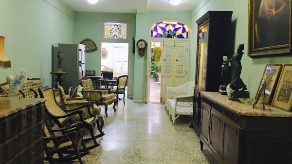 Picture on Casa de 6 cuartos y 3 baños por $ 130.000 en La Habana Vieja, La Habana