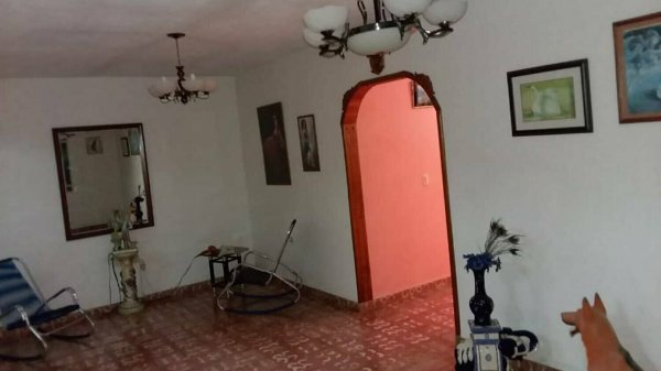 Picture on Casa de 3 cuartos y 2 baños por $ 54.000 en Colón, Matanzas