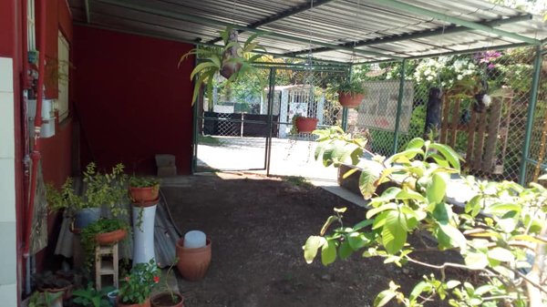 Picture on Casa de 3 cuartos, 2 baños y 1 garaje por $ 160.000 en Playa, La Habana