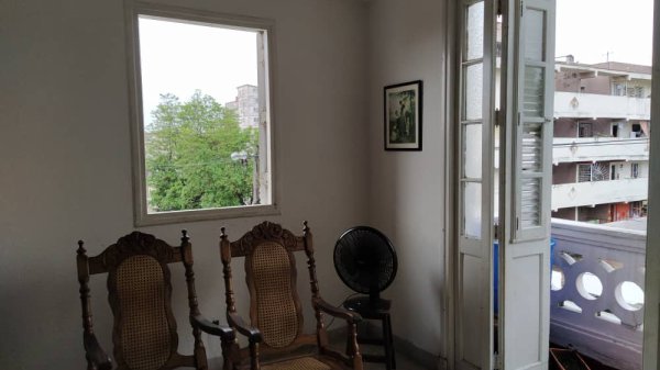 Picture on Apartamento de 3 cuartos y 1 baño por $ 65.000 en Plaza de la Revolución, La Habana