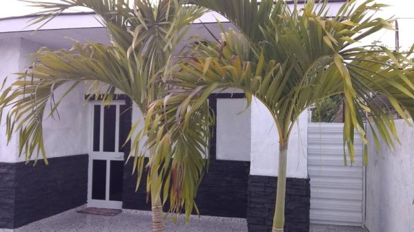 Picture on Casa de 3 cuartos, 2 baños y 1 garaje por $ 170.000 en Boyeros, La Habana