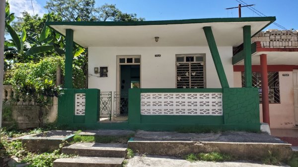 Picture on Casa de 4 cuartos y 2 baños por $ 55.000 en Cienfuegos, Cienfuegos