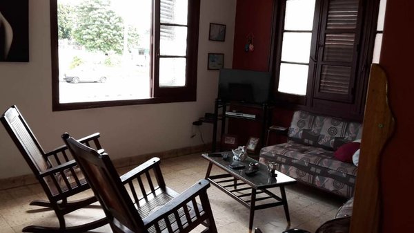 Picture on Apartamento de 3 cuartos, 3 baños y 1 garaje por $ 180.000 en Plaza de la Revolución, La Habana