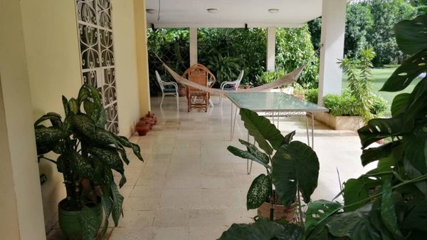 Picture on Apartamento de 5 cuartos, 5 baños y 1 garaje por $ 1.000.000 en Playa, La Habana