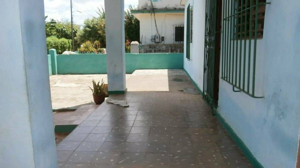 Picture on Casa de 3 cuartos y 3 baños por $ 43.000 en La Lisa, La Habana