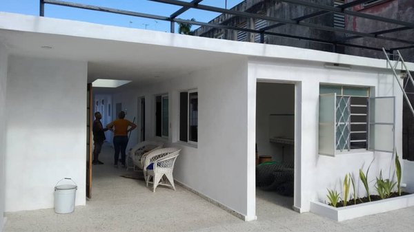 Picture on Casa de 4 cuartos, 4 baños y 1 garaje por $ 175.000 en Plaza de la Revolución, La Habana