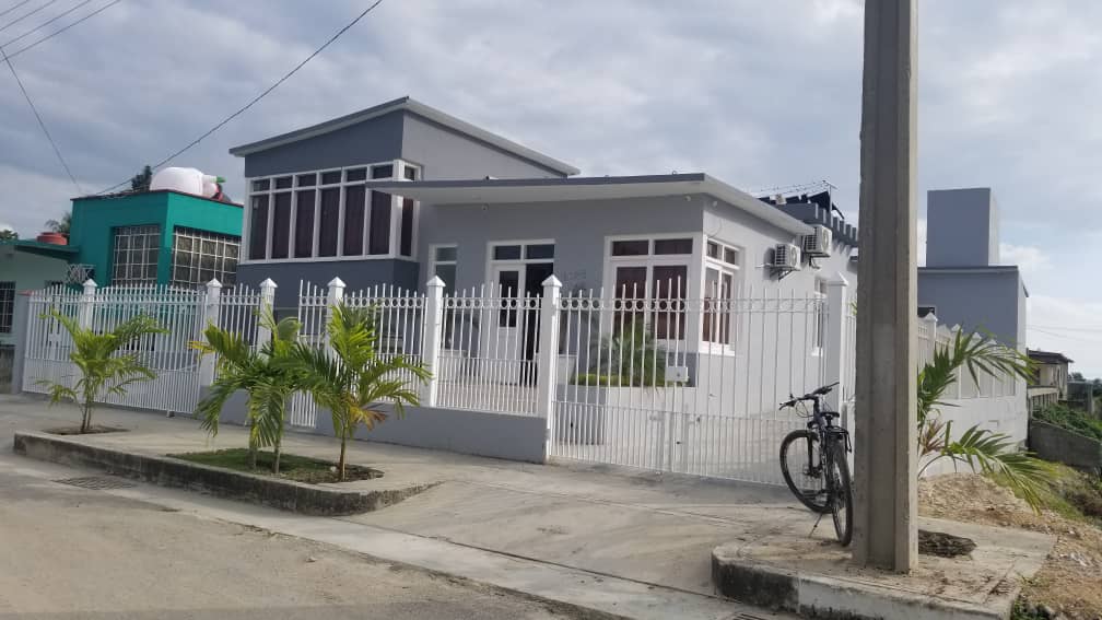 HEC1560: Casa de 7 cuartos, 7 baños y 1 garaje por $ 190.000 en Cienfuegos, Cienfuegos