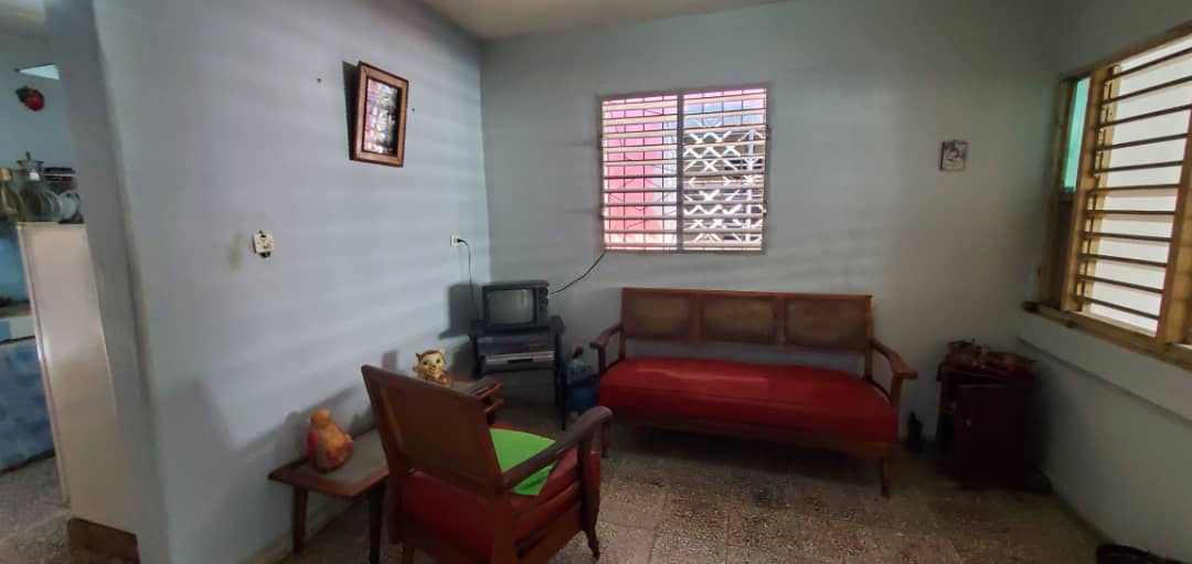 HEC1746: Casa de 3 cuartos, 1 baño y 1 garaje por $ 38.000 en Cienfuegos, Cienfuegos