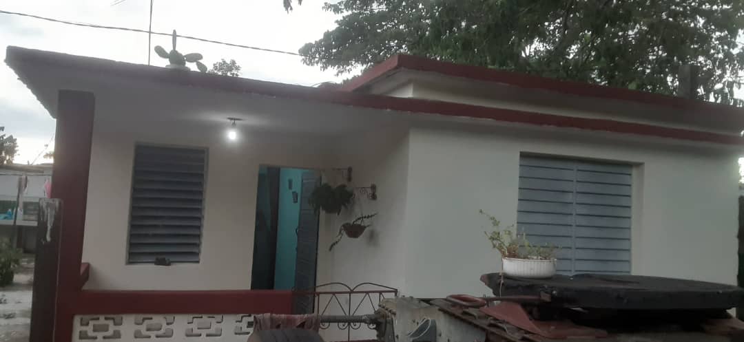 HEC1860: Casa de 3 cuartos y 1 baño por $ 15.000 en Cienfuegos, Cienfuegos